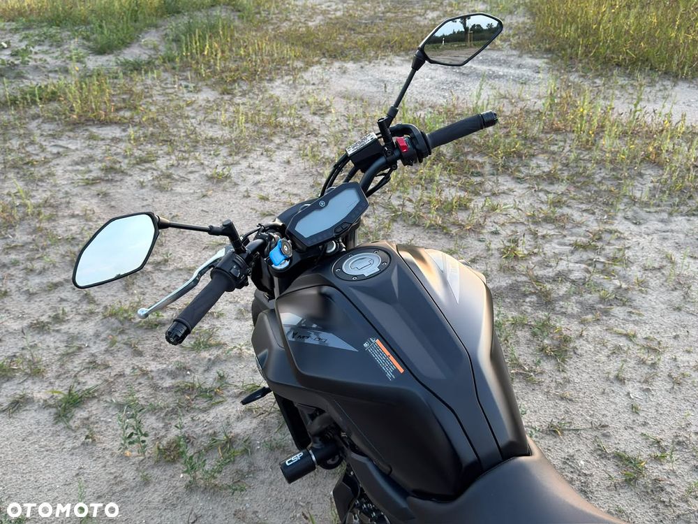 Yamaha MT - 6