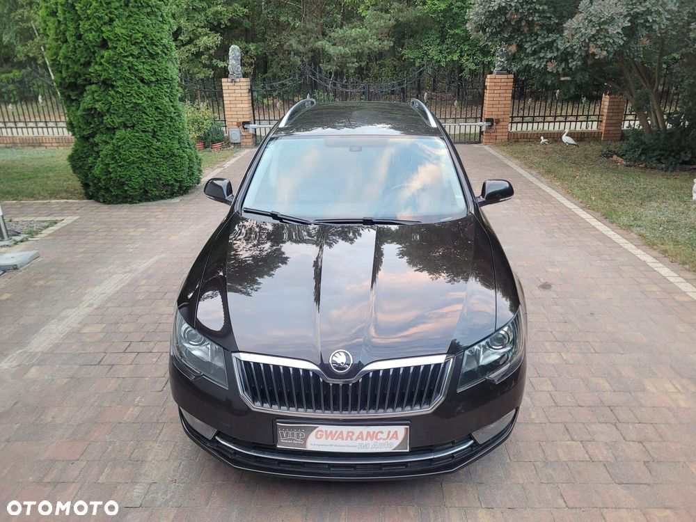 Skoda Superb 2.0 TDI Green tec DSG Elegance - 6
