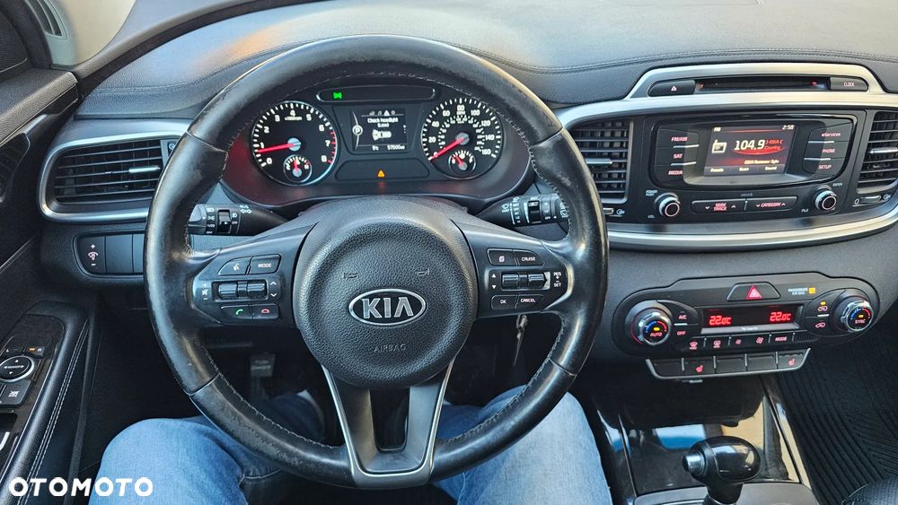 Kia Sorento - 32
