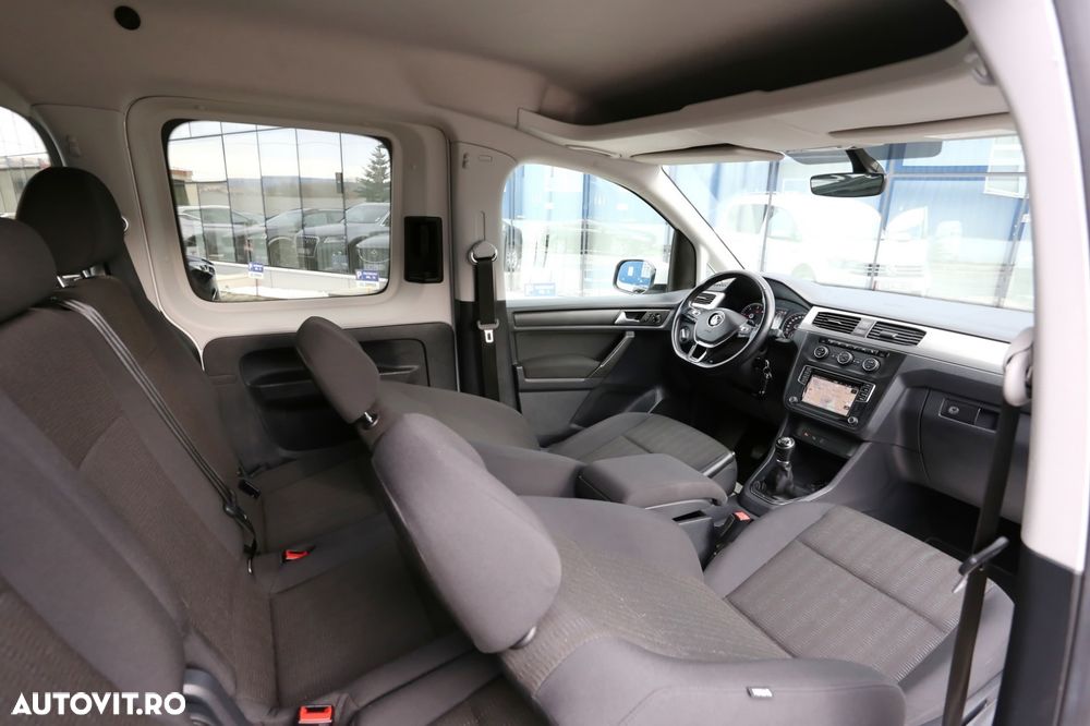 Volkswagen Caddy Maxi 2.0 TDI Comfortline - 24
