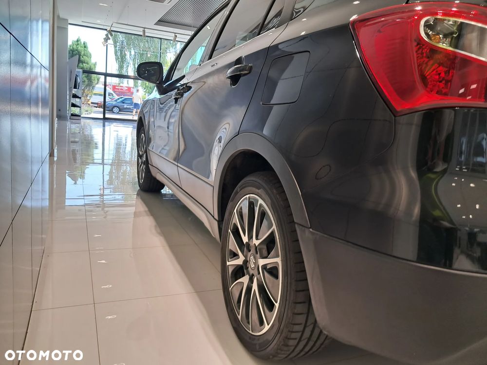 Suzuki SX4 1.6 Moonlight Edition 4WD - 9