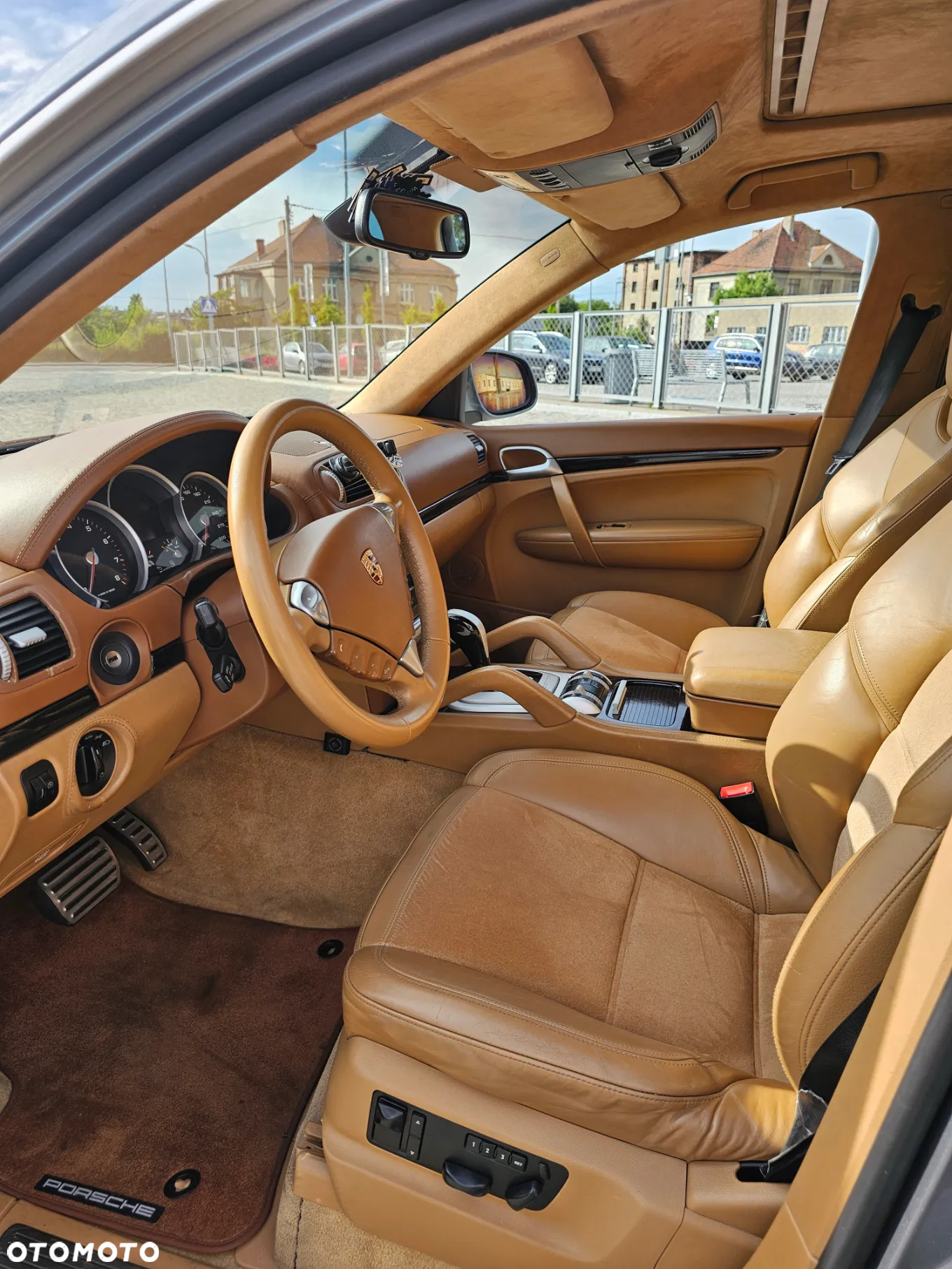 Porsche Cayenne Turbo - 13