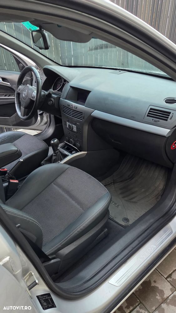 Opel Astra Classic 1.6i - 15