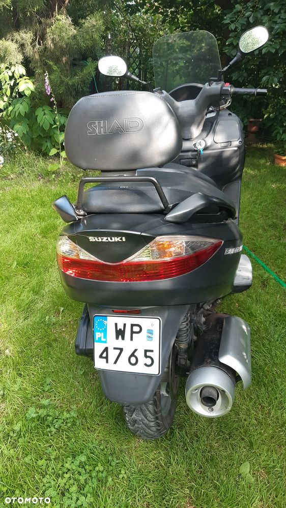 Suzuki Burgman - 4