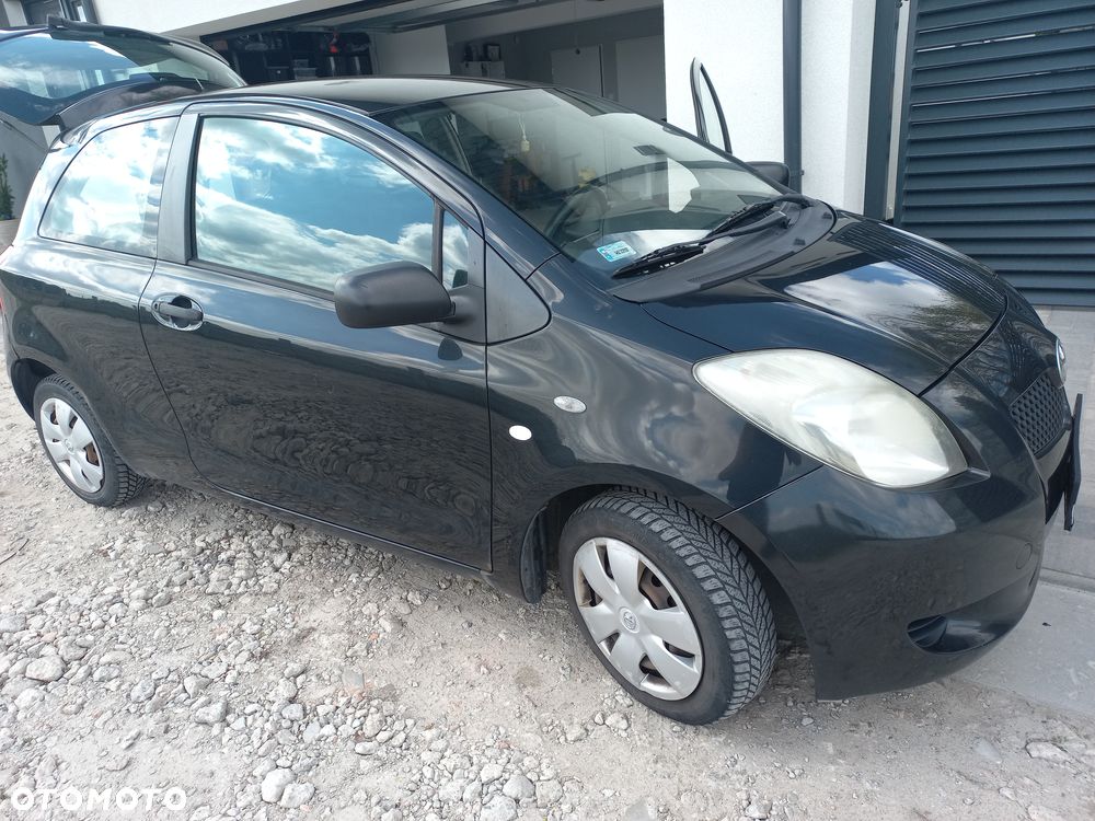 Toyota Yaris 1.0 Luna A/C - 14