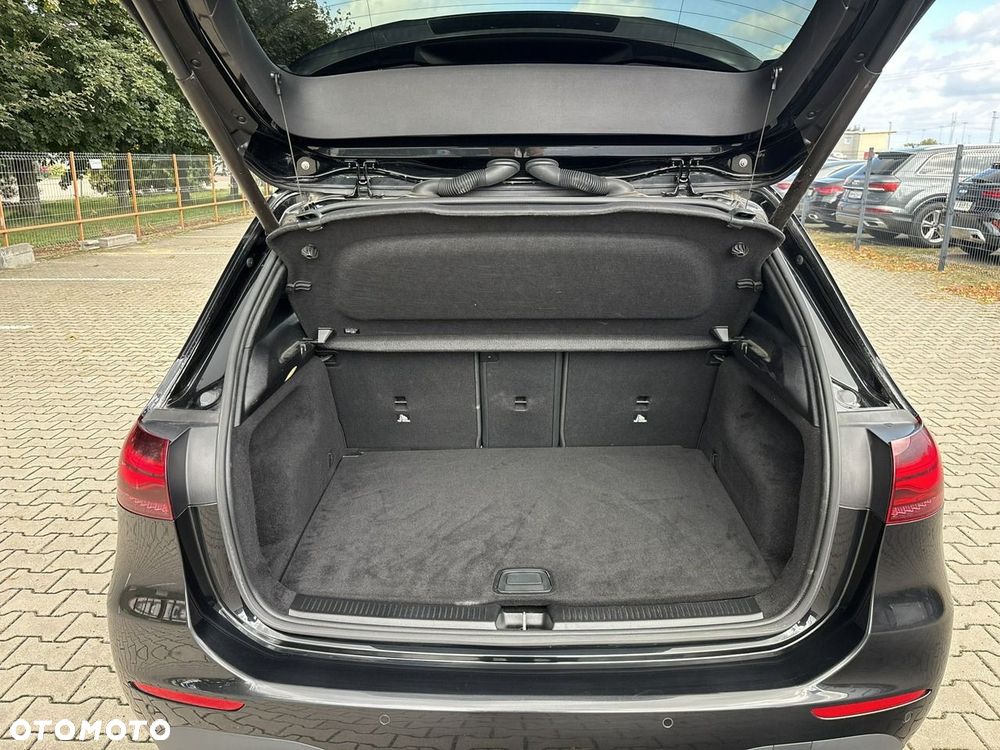 Mercedes-Benz Klasa B 220 d 8G-DCT - 21