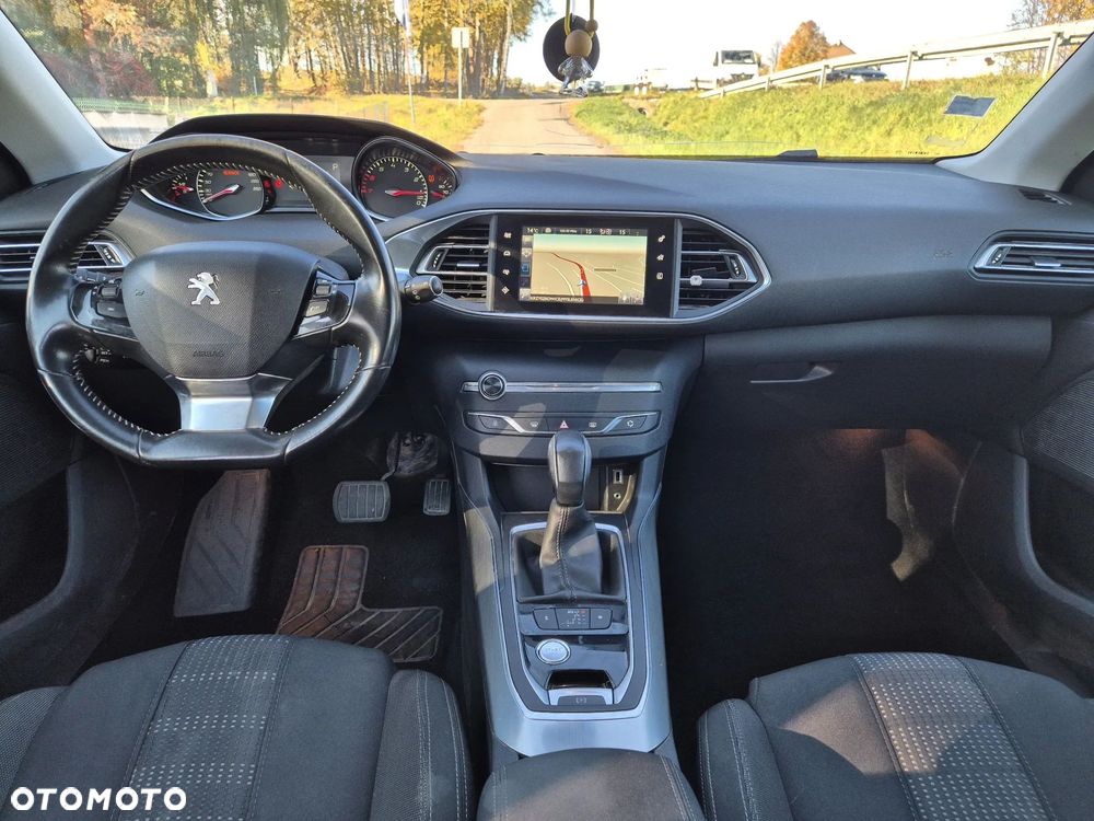 Peugeot 308 PureTech 130 EAT6 Stop & Start Allure - 18