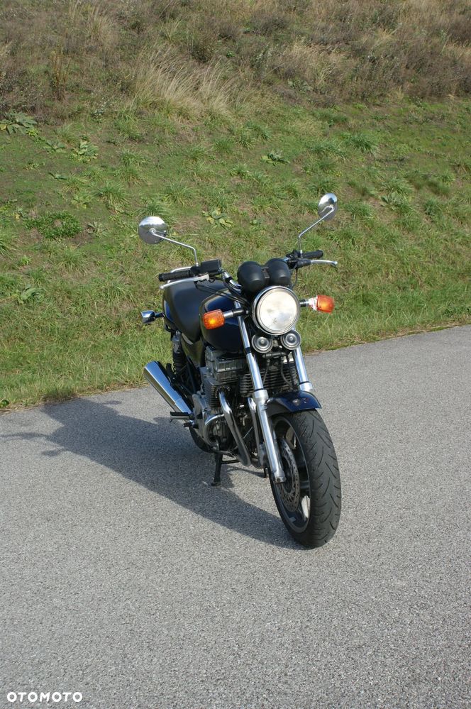 Honda CB - 3