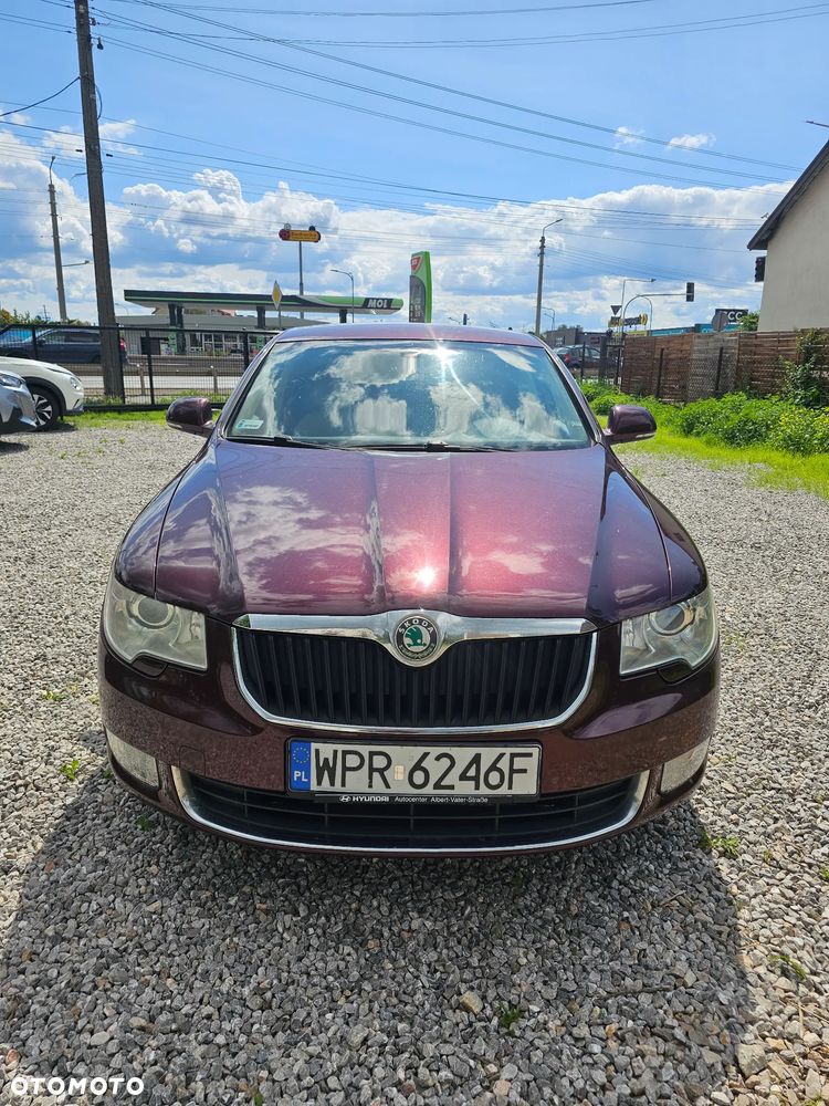 Skoda Superb 2.0 TDI Elegance DSG - 2