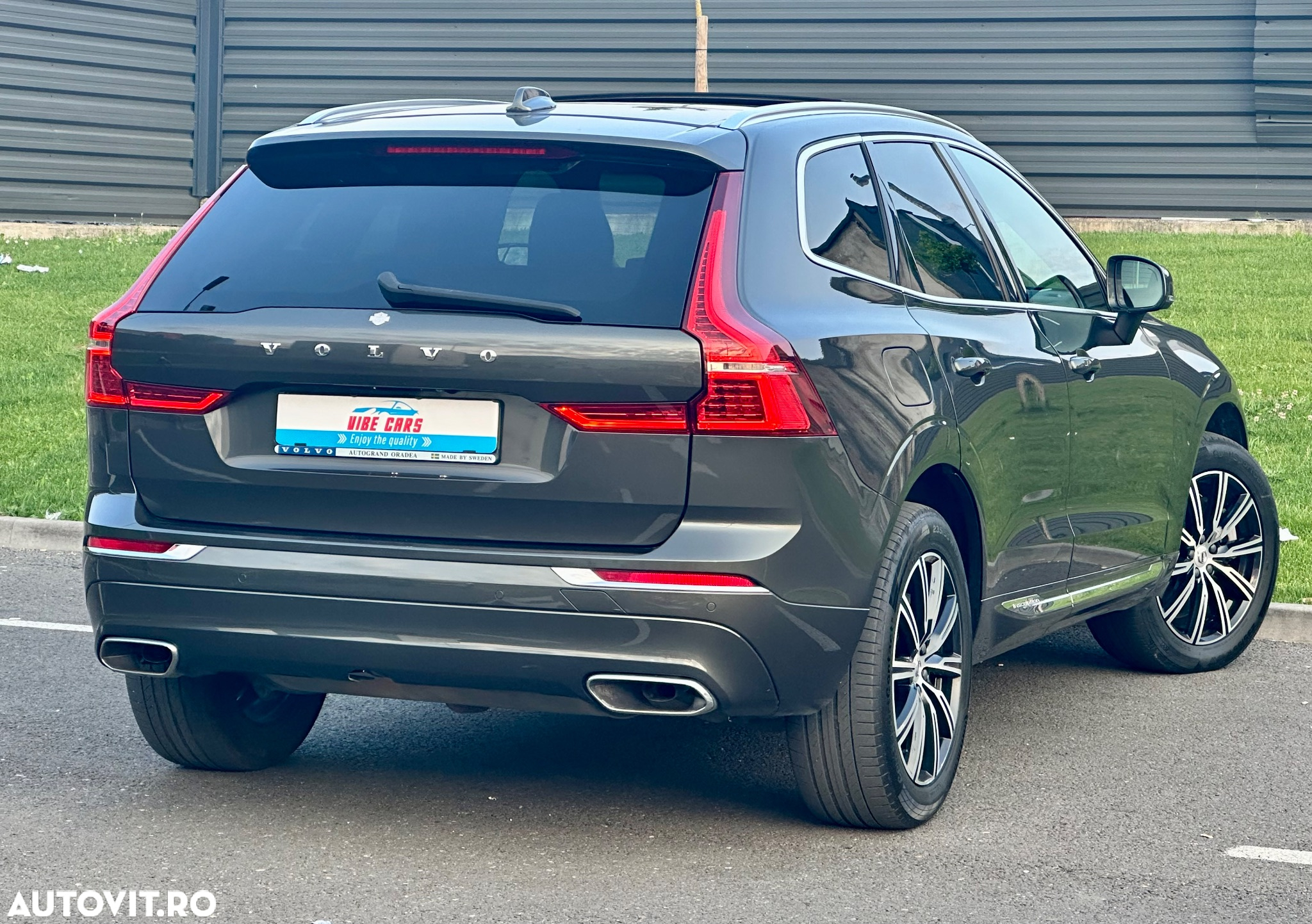 Volvo XC 60 T8 AWD Recharge Geartronic Inscription - 3