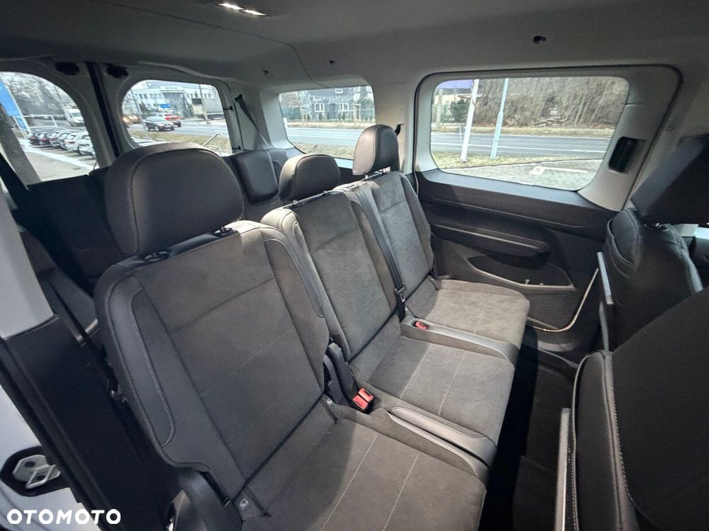 Volkswagen Caddy Caddy silnik: 2,0 l TDI EU6 SCR 90 kW skrzynia biegów: DSG, 7 -biegowa rozstaw osi: 2970 mm - 15