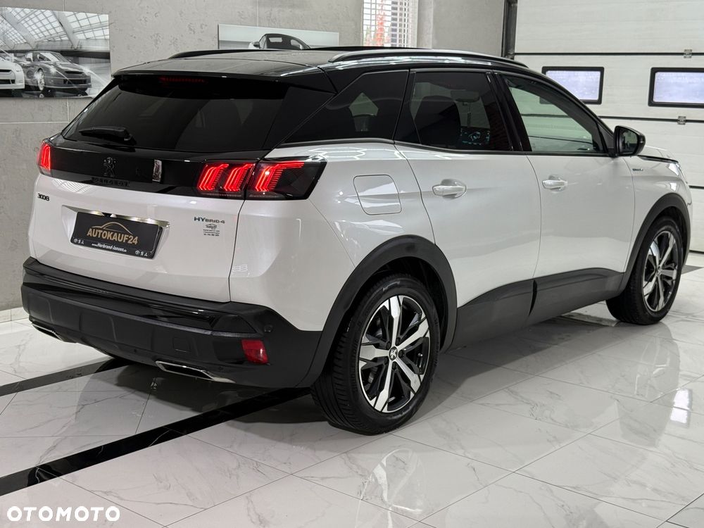 Peugeot 3008 1.6 PureTech HYbrid4 GT Line S&S EAT8 - 11