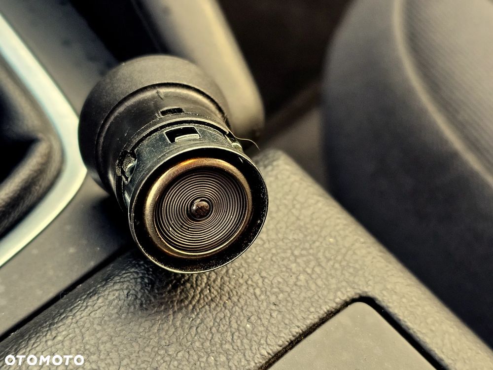 Mazda 2 1.5 Sport Dynamic - 12