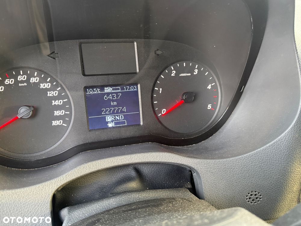 Mercedes-Benz Sprinter - 21