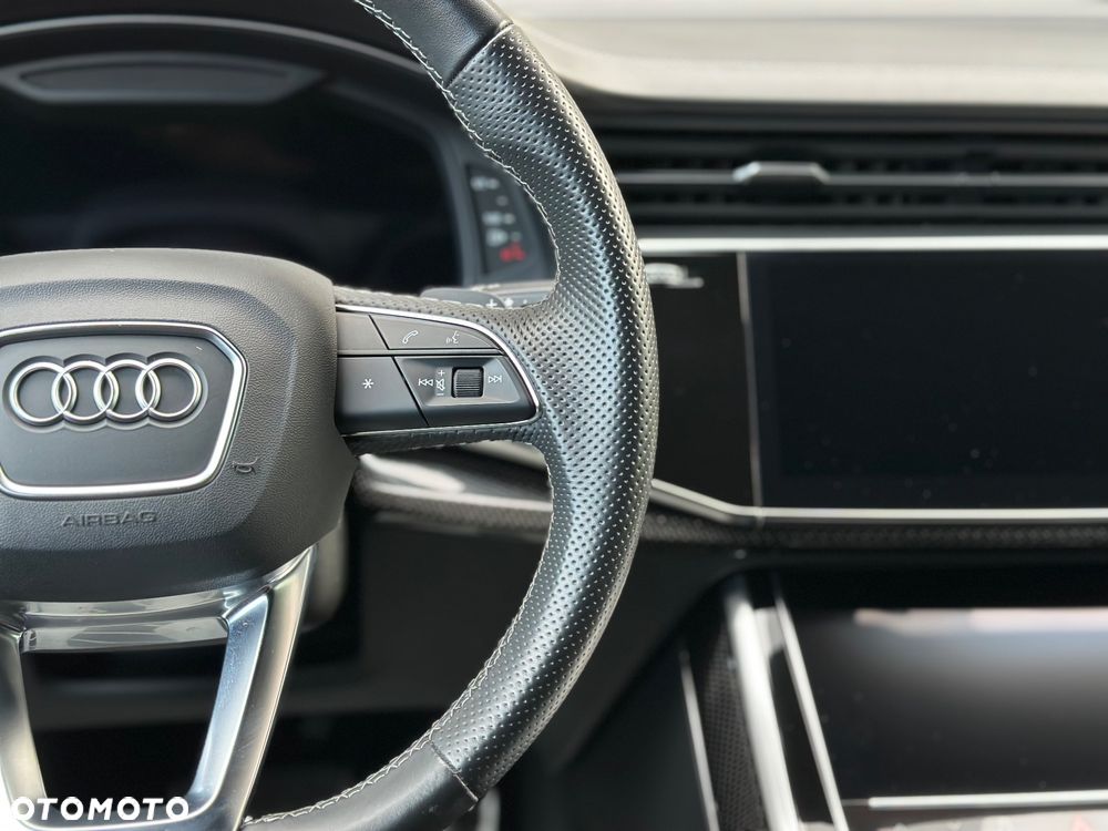 Audi SQ7 TFSI quattro tiptronic competition plus - 36