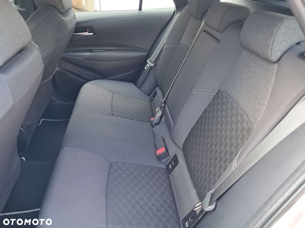 Toyota Corolla 2.0 Hybrid Comfort - 12