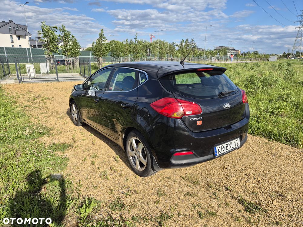 Kia Ceed 1.6 GDI L - 2