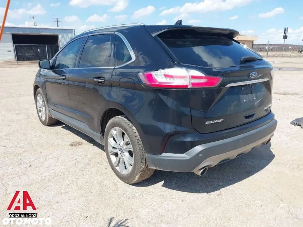 Ford Edge - 3