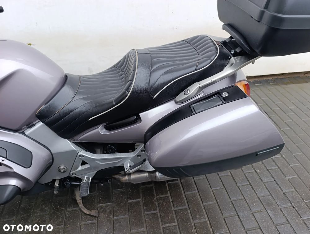 Honda ST - 16