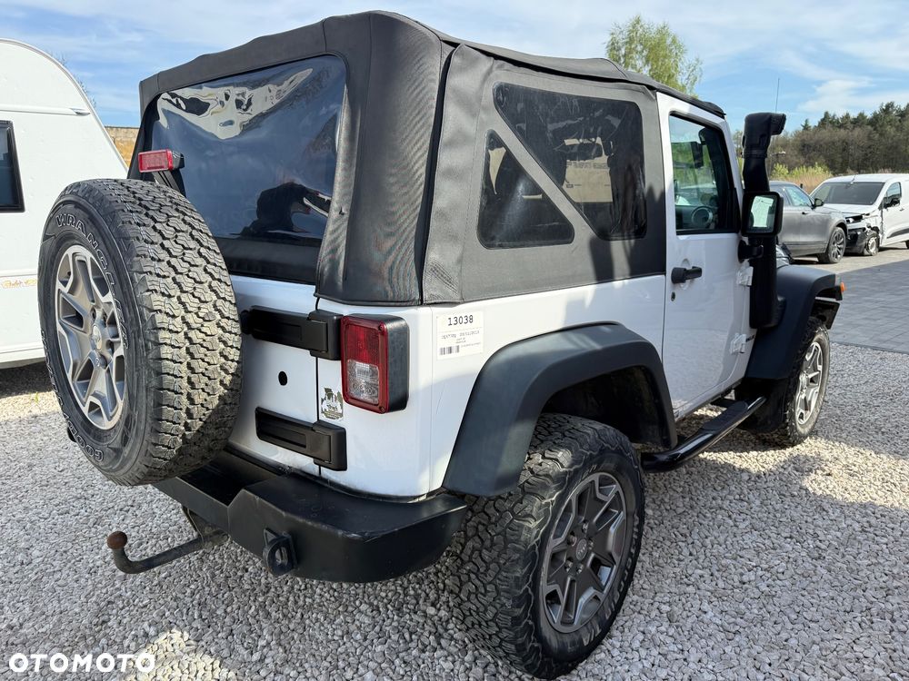 Jeep Wrangler - 4