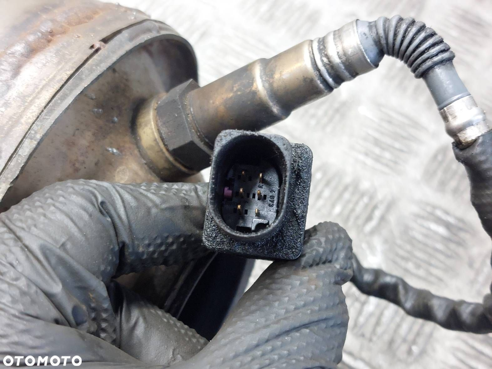 KATALIZATOR PUSTY ATRAPA BMW E90 2.0 D 779160001 0281004018 - 2