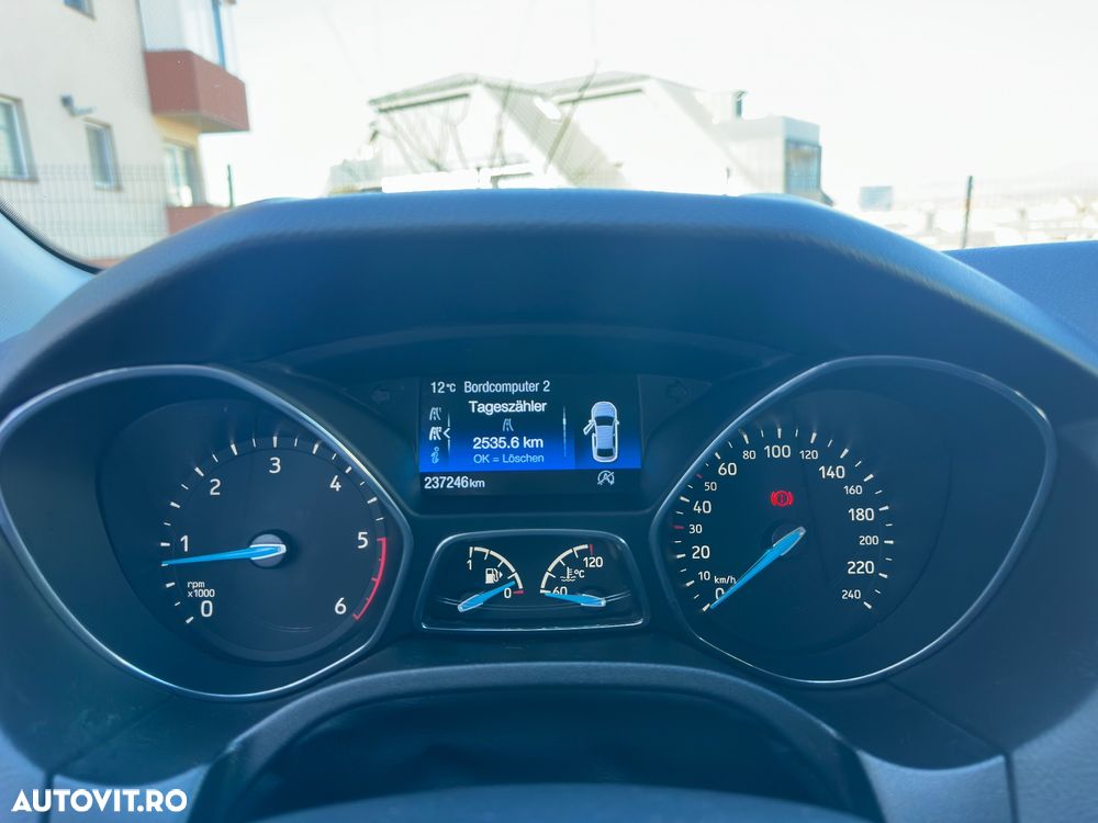 Ford Focus 1.5 TDCi Titanium - 26