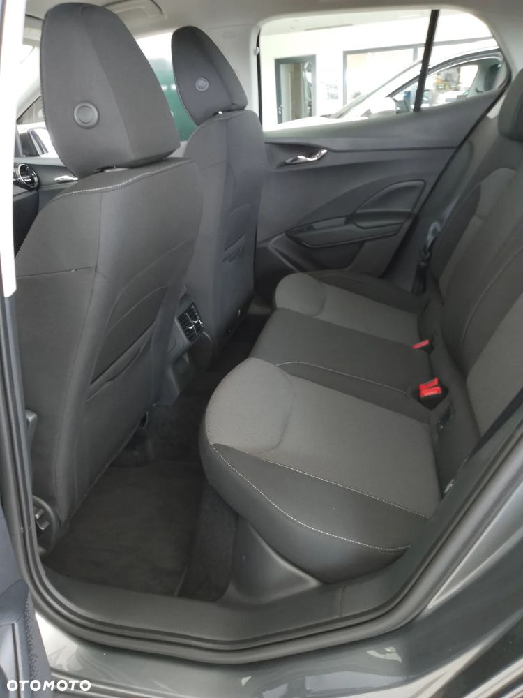 Skoda Fabia 1.0 TSI Drive DSG - 7