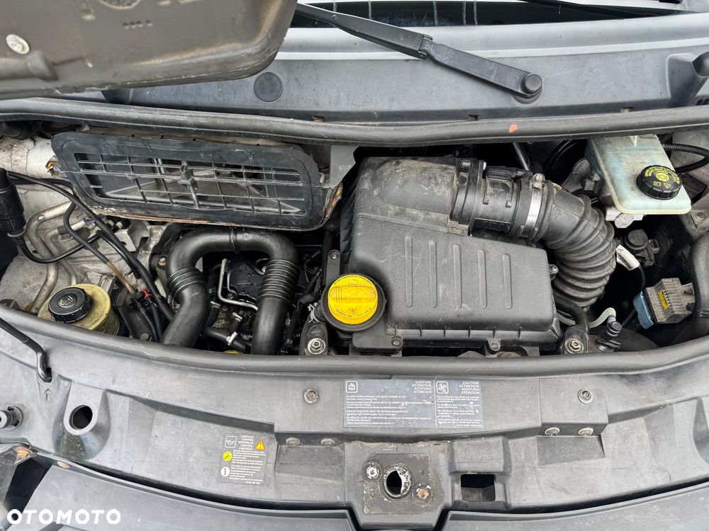 Opel Vivaro - 37