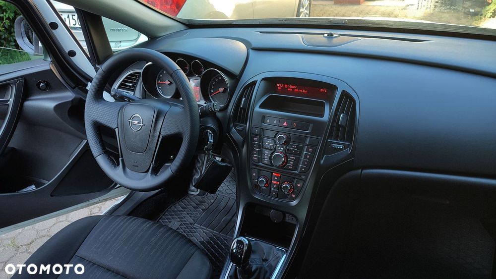 Opel Astra 1.6 Color Edition - 2