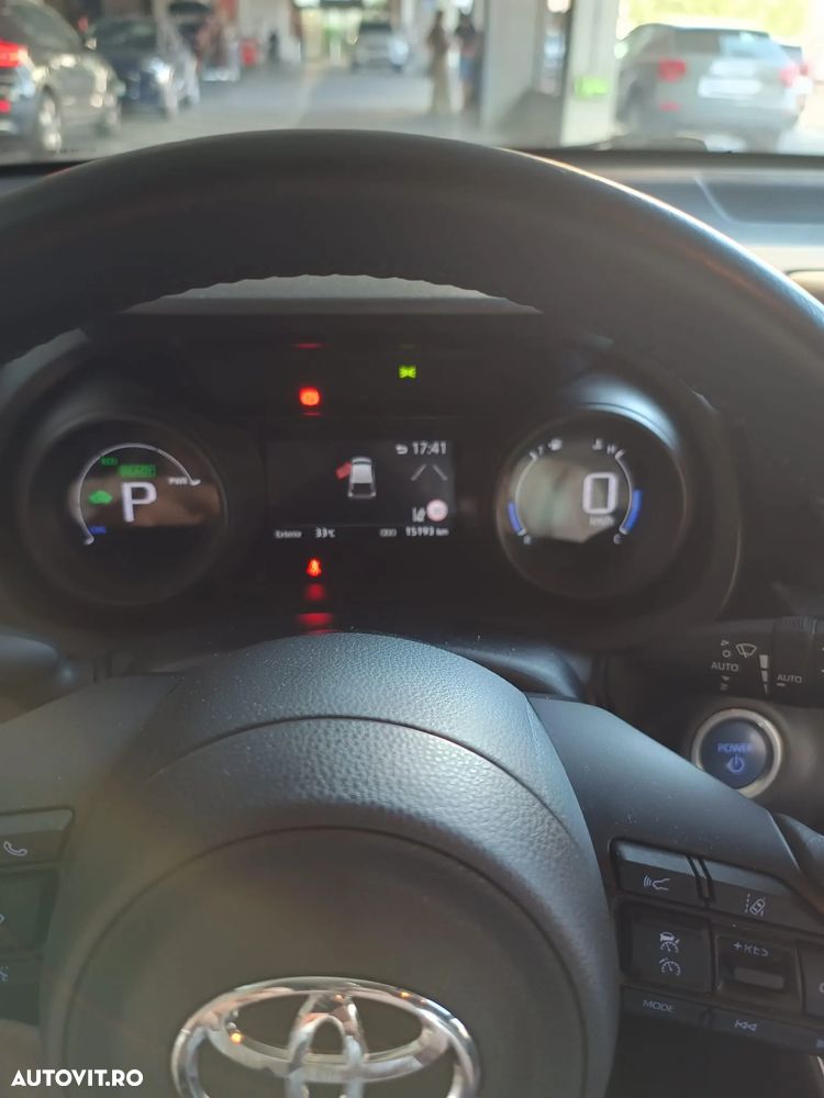Toyota Yaris 1.5 VVT-i HSD Dynamic Plus - 3