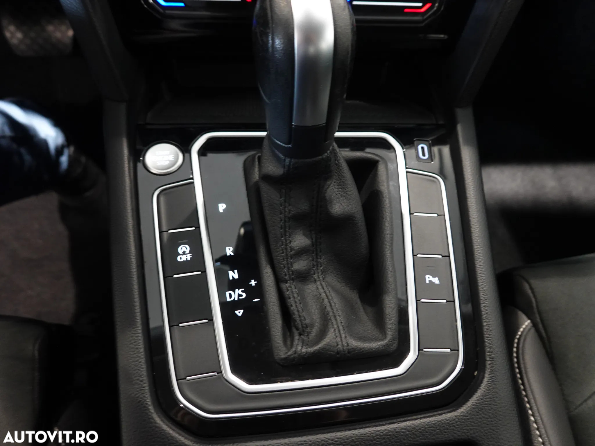Volkswagen Passat - 20