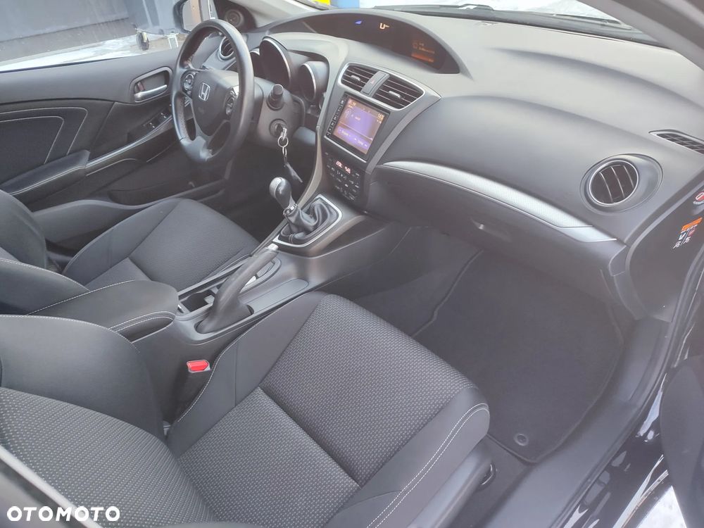 Honda Civic 1.6 i-DTEC Style Edition (Honda Connect+) - 6