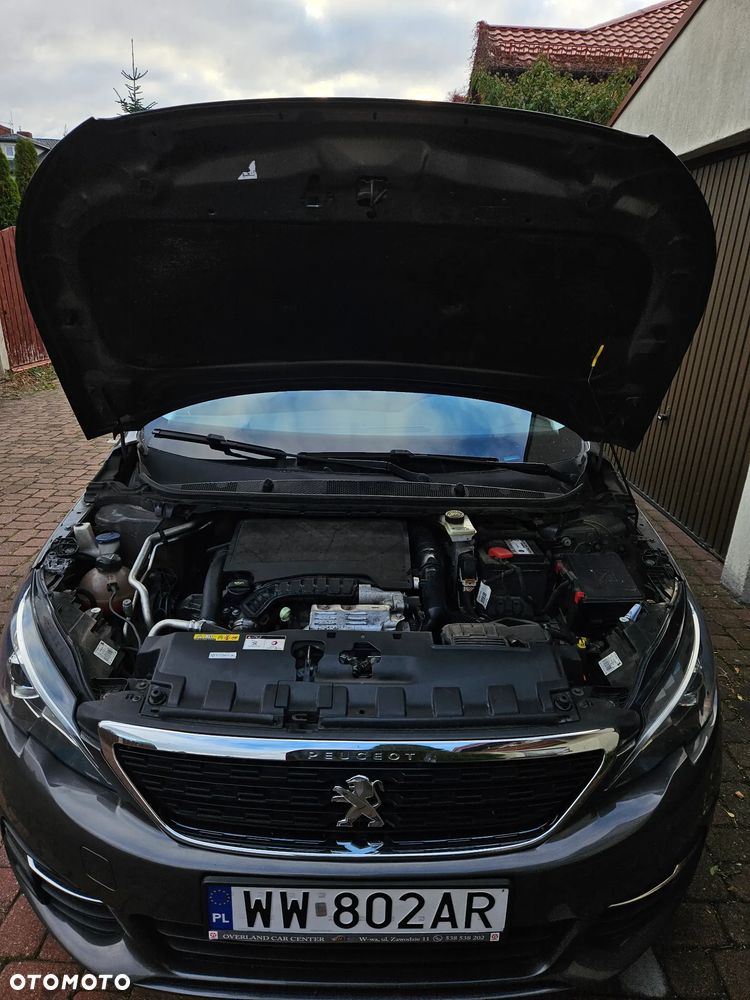 Peugeot 308 1.2 PureTech Allure S&S - 20