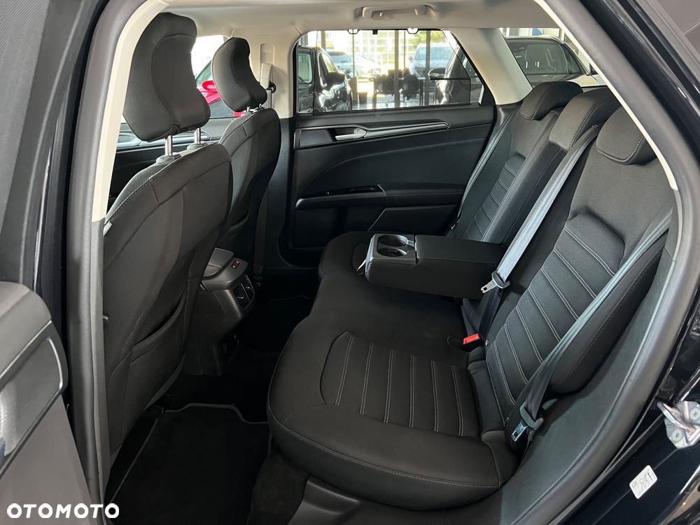 Ford Mondeo 2.0 EcoBlue Titanium - 37