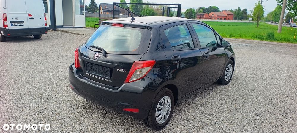 Toyota Yaris 1.0 VVT-i - 8