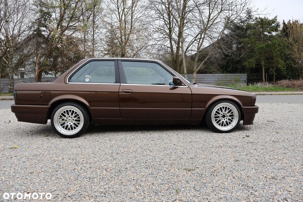 BMW Seria 3 325i - 7