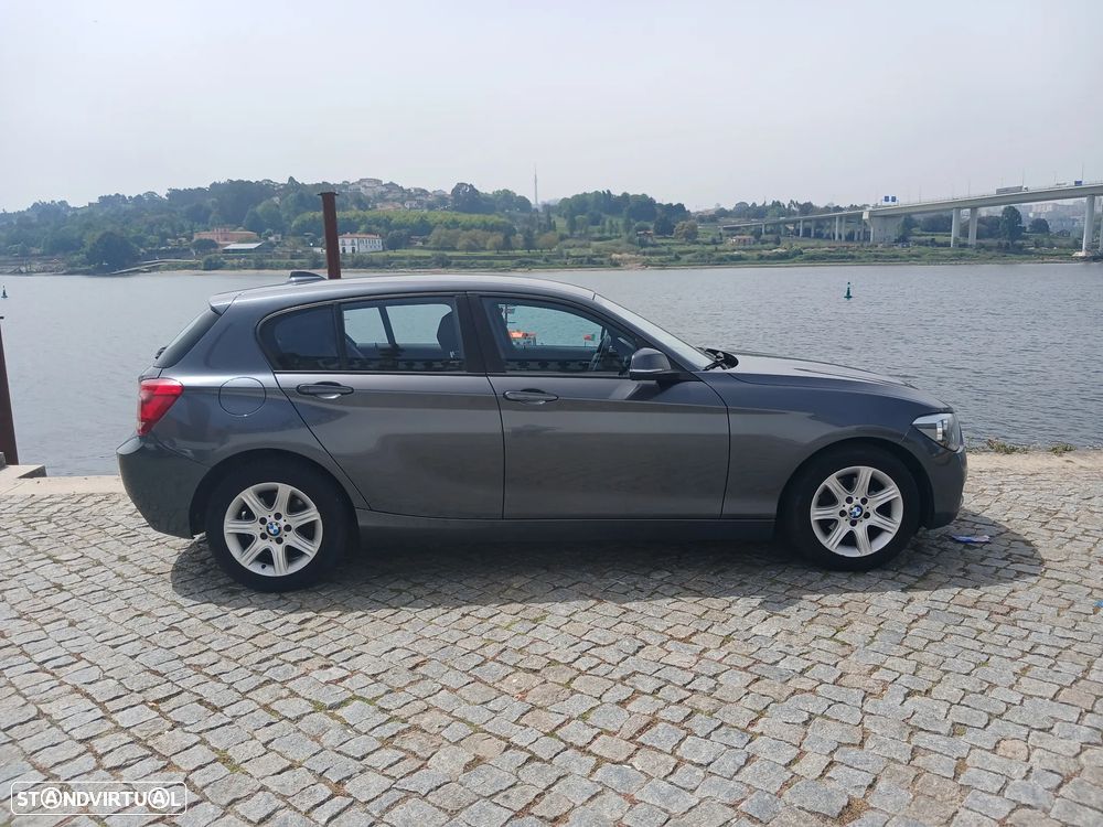 BMW 116 d Sport Line - 34