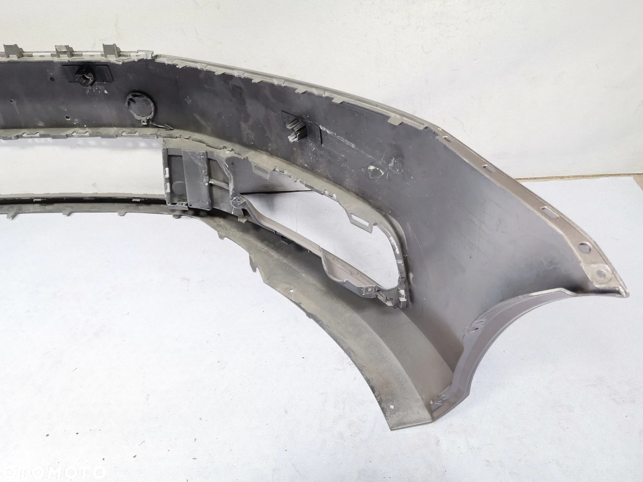 Zderzak Przód Przedni VOLKSWAGEN PASSAT B7 3AA kod lak LA8X 10-15 - 10