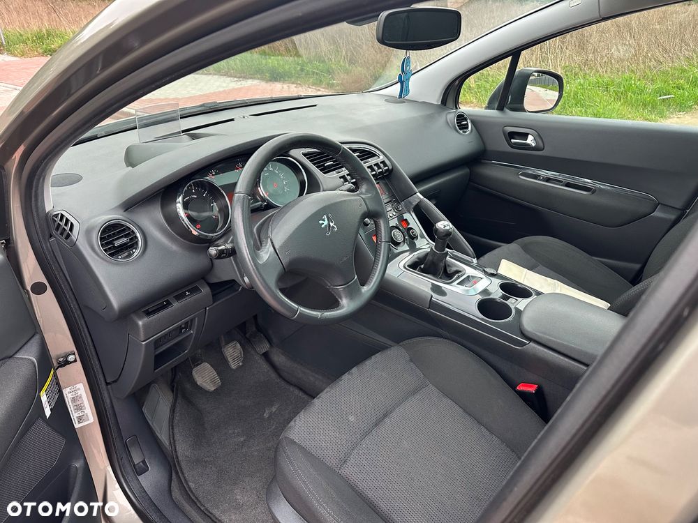 Peugeot 3008 120 VTi Premium - 28