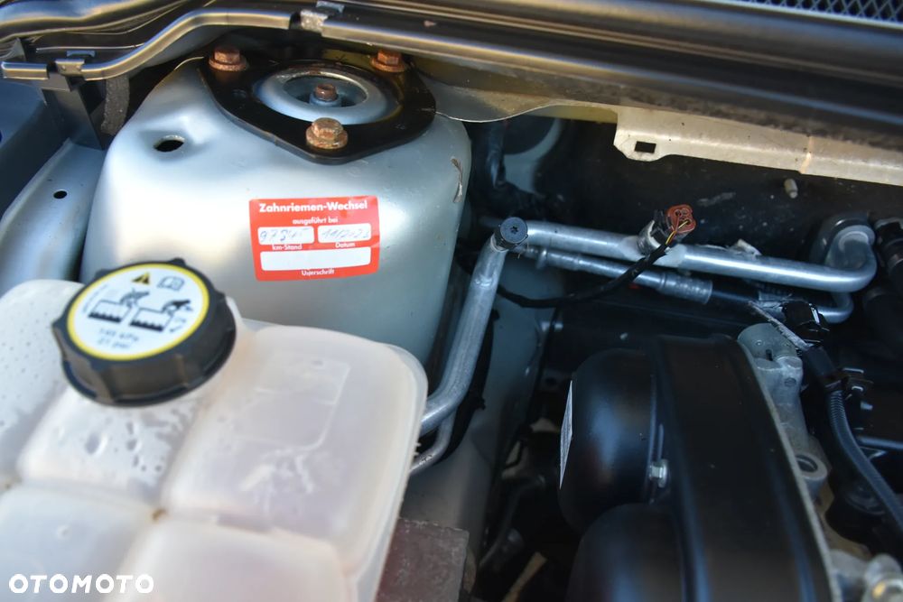 Ford Focus 1.6 Ti-VCT Style+ - 19