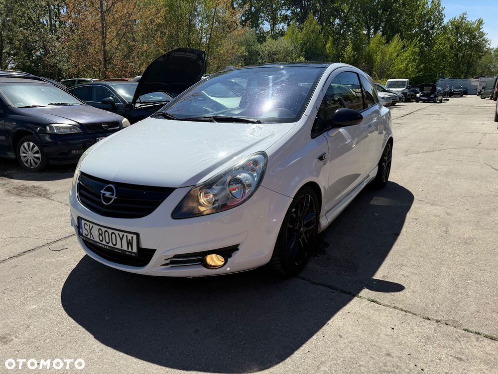 Opel Corsa 1.4 16V Cosmo - 10