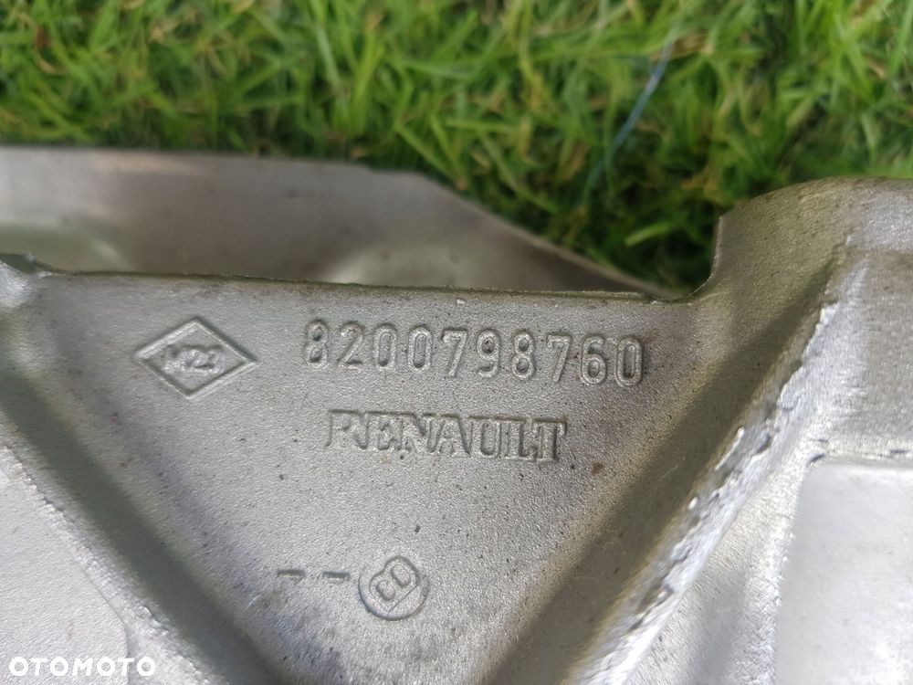 łapa wspornik do 2.0 dci renault trafic ii - 3