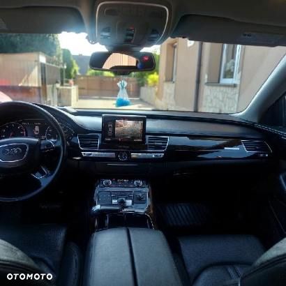 Audi A8 - 6