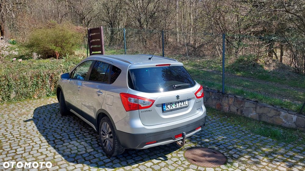 Suzuki SX4 S-Cross 1.6 Premium 4WD - 10