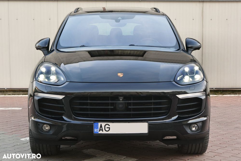 Porsche Cayenne Platinum Edition - 1