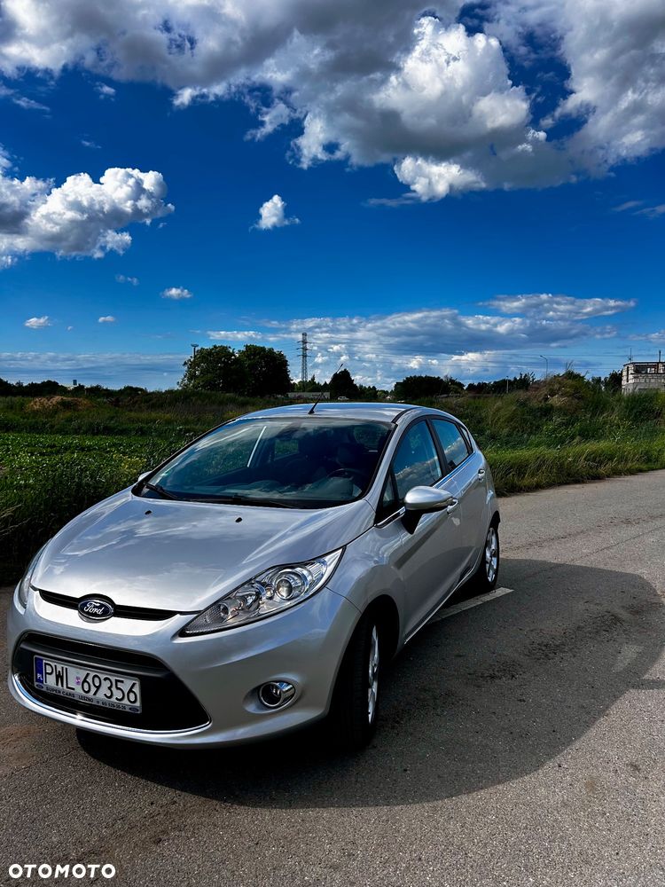 Ford Fiesta 1.4 Autom Titanium - 4