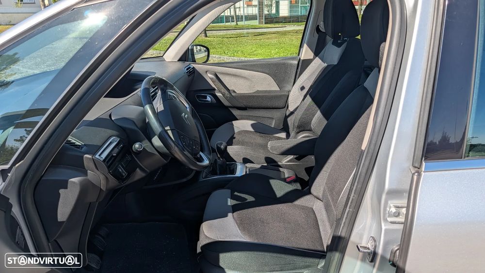 Citroën C4 Picasso 1.6 e-HDi Intensive - 6