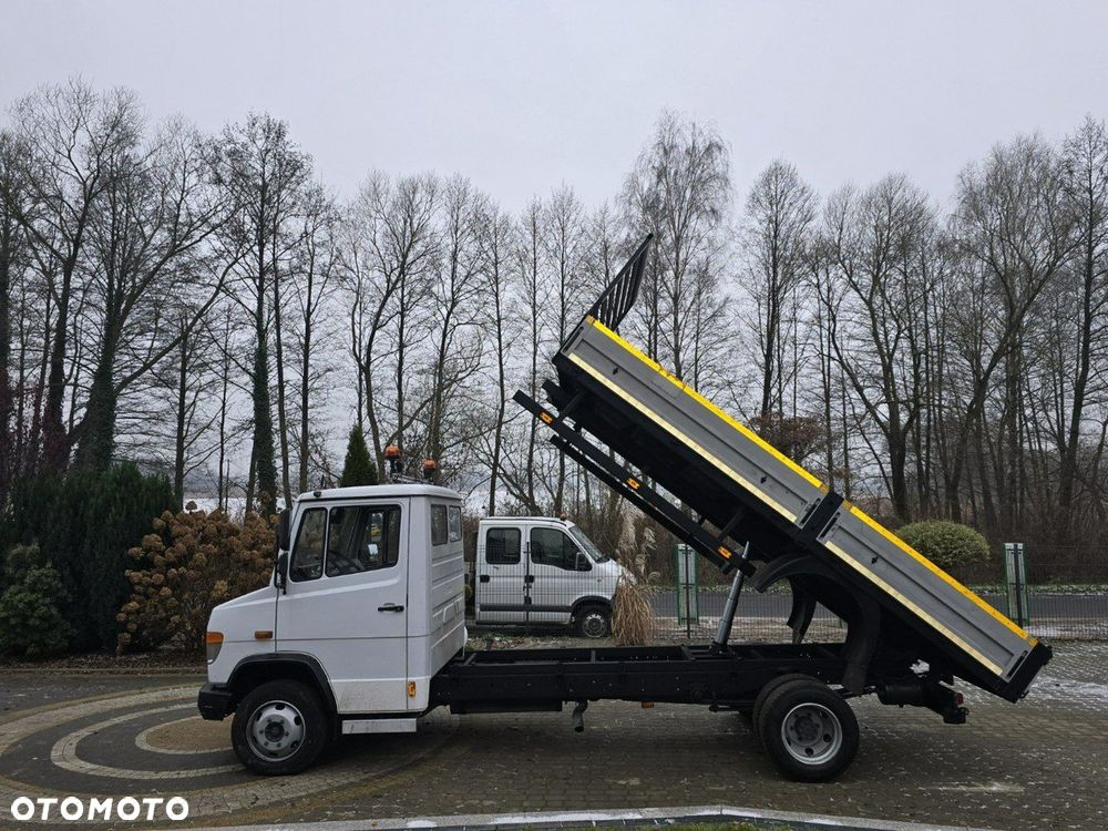 Mercedes-Benz VARIO 815 - 2