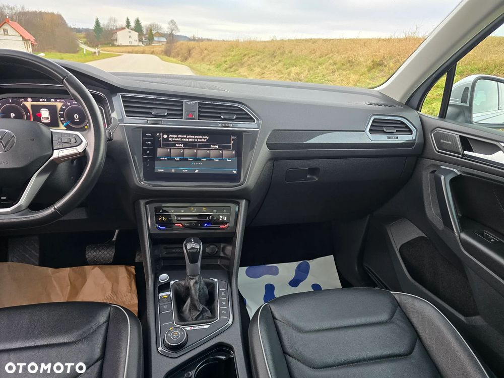 Volkswagen Tiguan 2.0 TDI SCR 4MotION DSG Elegance - 31