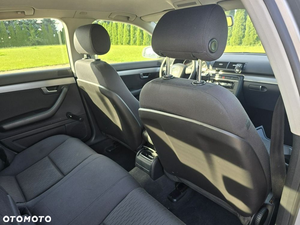 Audi A4 Limousine - 19